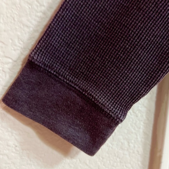 St John’s Bay Men’s Thermal Henley Shirt, large - Picture 4 of 7